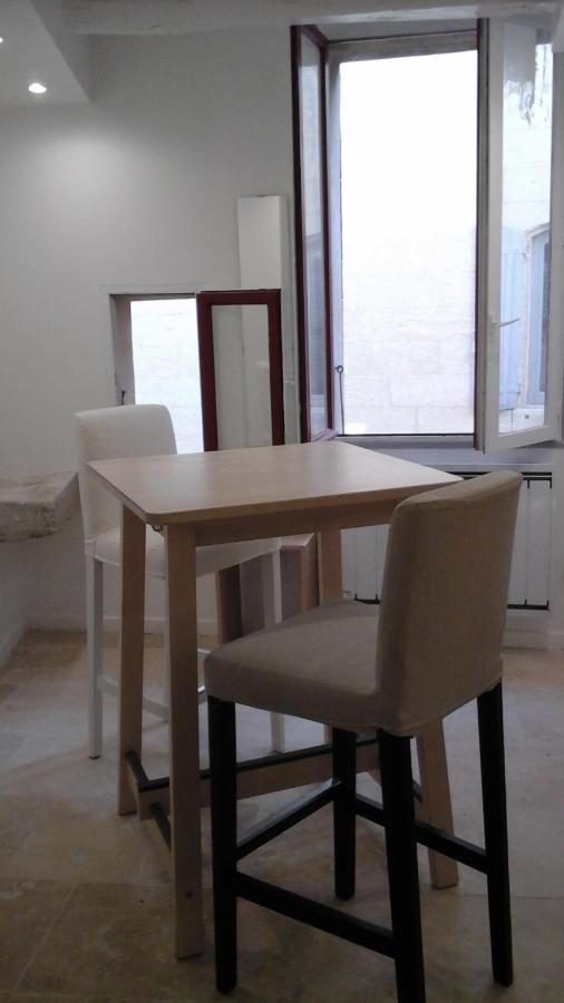 Kira Hotel Uzes Luaran gambar